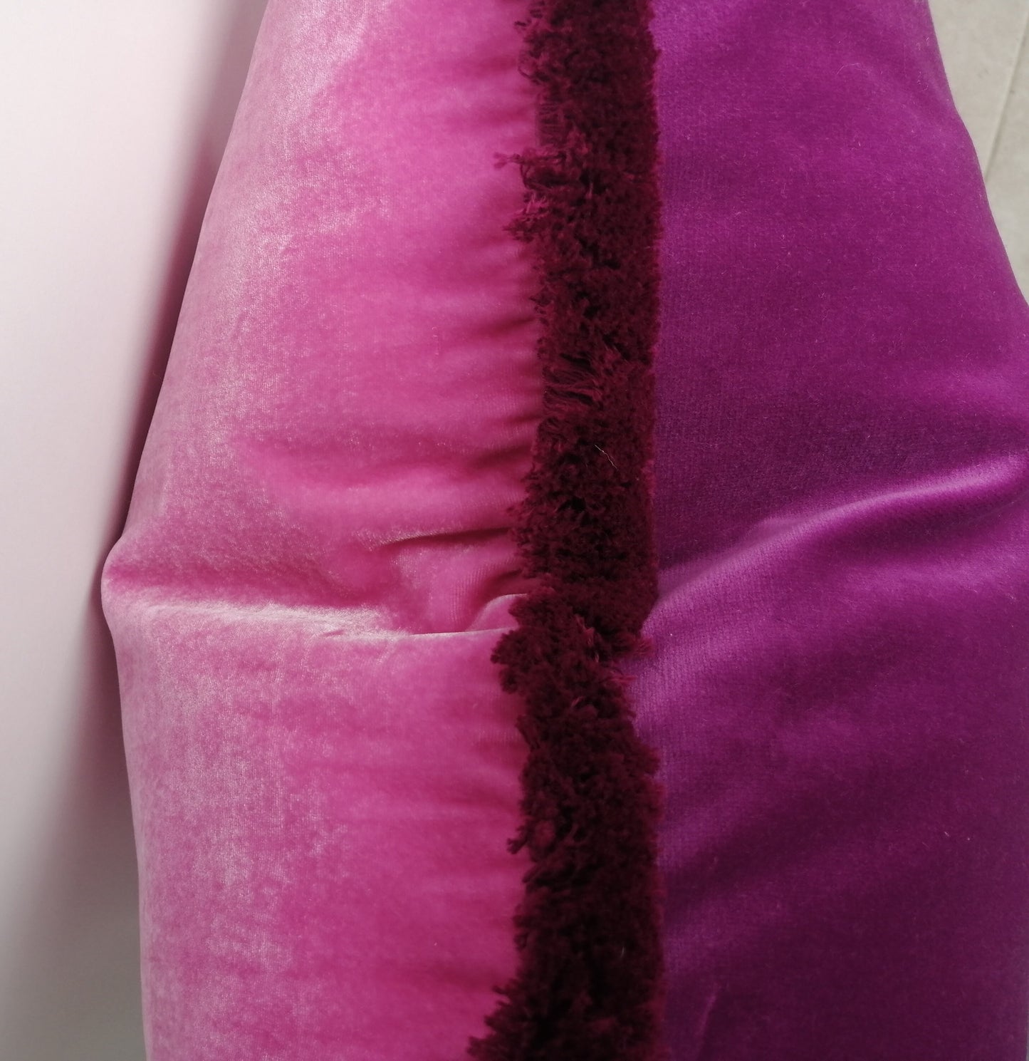 Orchid Pink Silk Velvet Pillow Cover with Fringe – Luxurious Throw Cushion