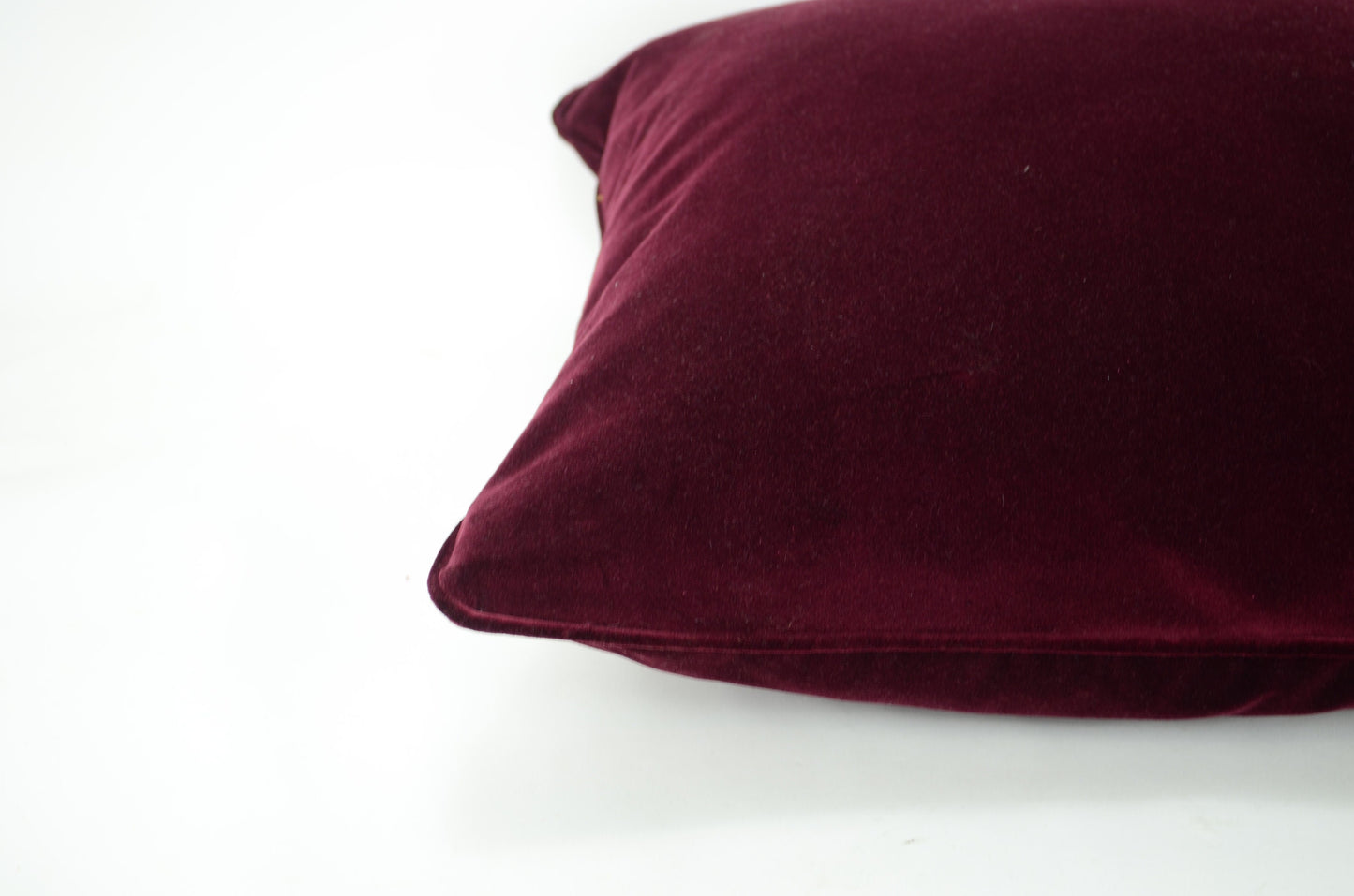 Burgundy Velvet Cushion - Soft Wine Red Velvet Pillow Case With Concealed Zipper
