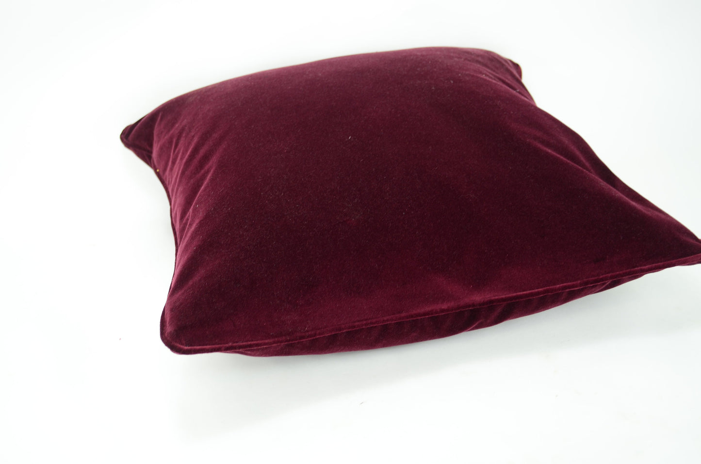 Burgundy Velvet Cushion - Soft Wine Red Velvet Pillow Case With Concealed Zipper